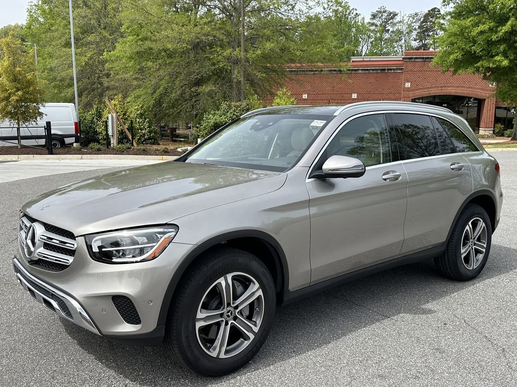 Certified 2021 Mercedes-Benz GLC 300 4MATIC image 4