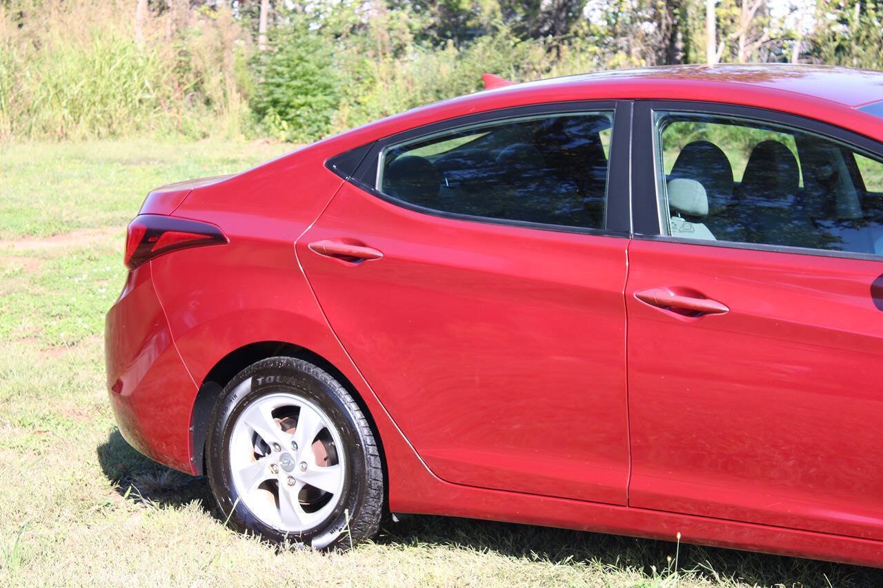 Used 2015 Hyundai Elantra SE FWD image 5