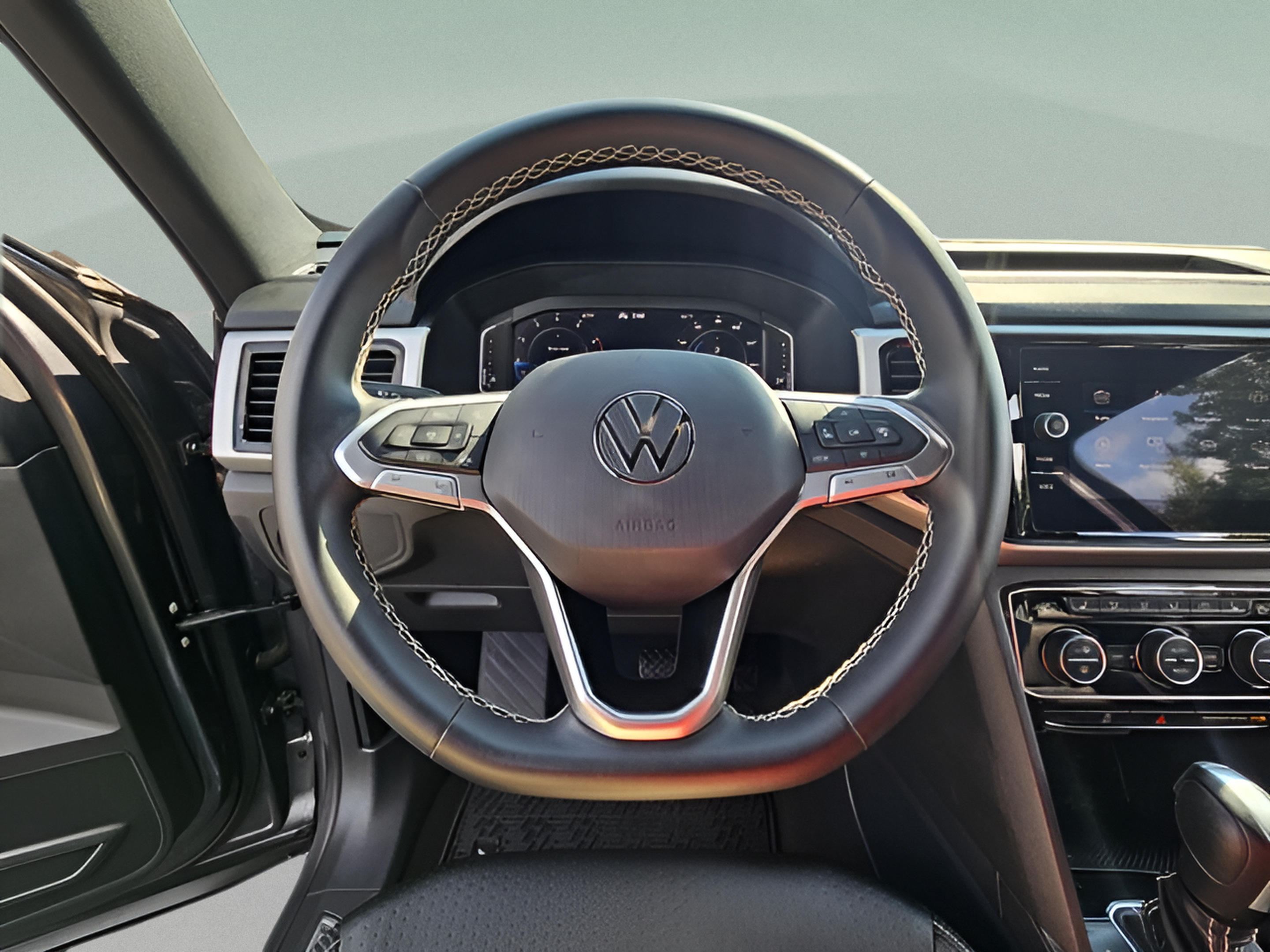 Used 2023 Volkswagen Atlas Cross Sport SE w/ Black Wheel Package FWD image 21