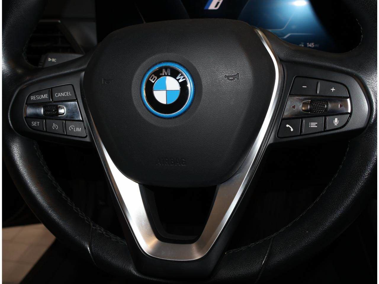 Certified 2024 BMW i4 eDrive35 w/ Convenience Package RWD image 19