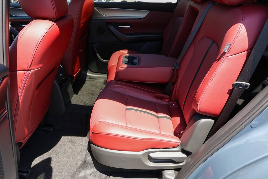 Used 2025 MAZDA CX-70 Plug-In Hybrid w/ Premium Plus image 29