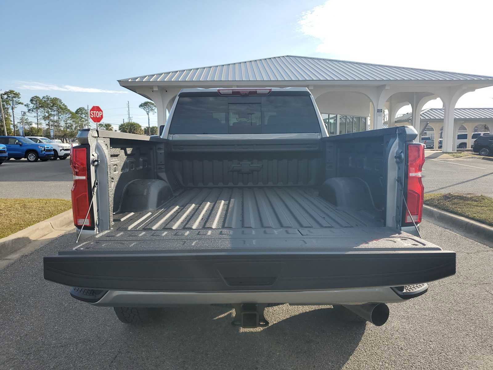 New 2026 Chevrolet Silverado 3500 High Country w/ Technology Package image 5