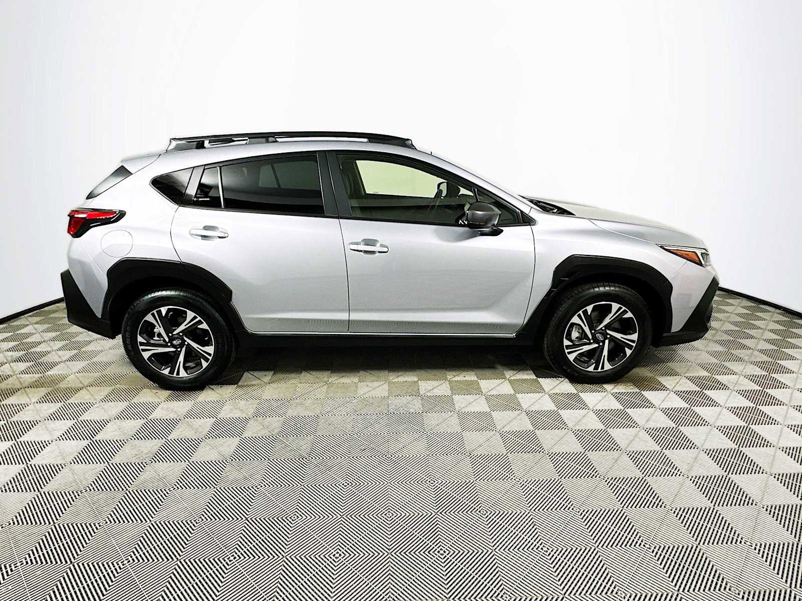 Certified 2024 Subaru Crosstrek 2.0i Premium image 8