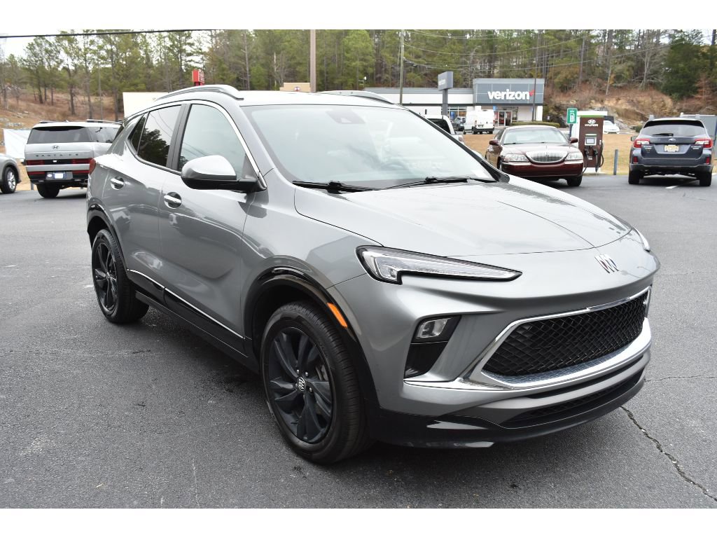 Used 2024 Buick Encore GX Sport Touring image 6