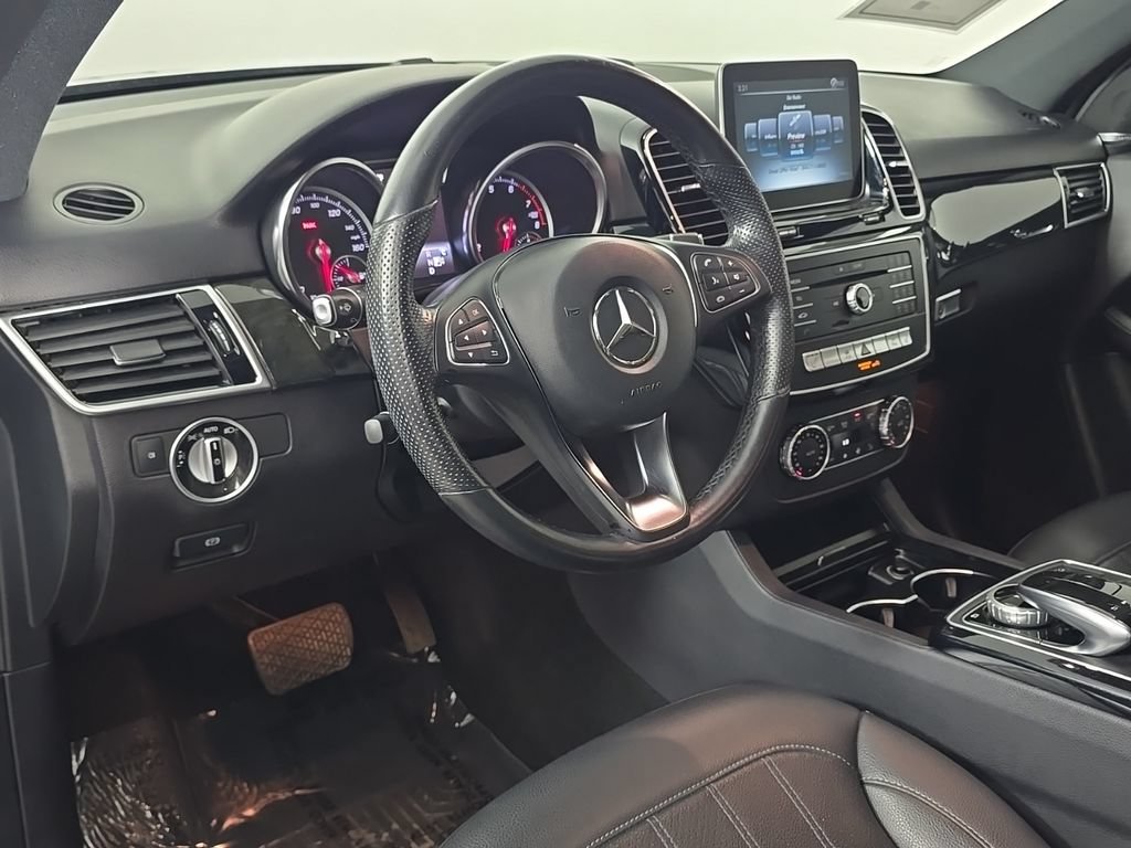 Used 2017 Mercedes-Benz GLE 350 4MATIC image 4