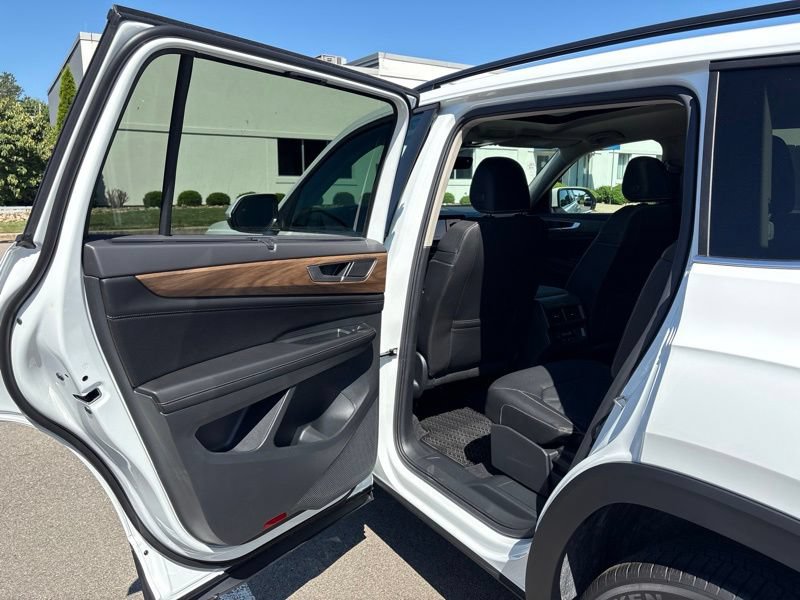 New 2026 Volkswagen Atlas SE AWD/4WD image 12