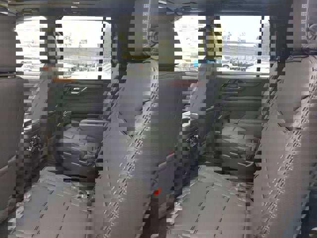 New 2026 GMC Yukon XL Denali w/ Sun & Power Step Package image 11