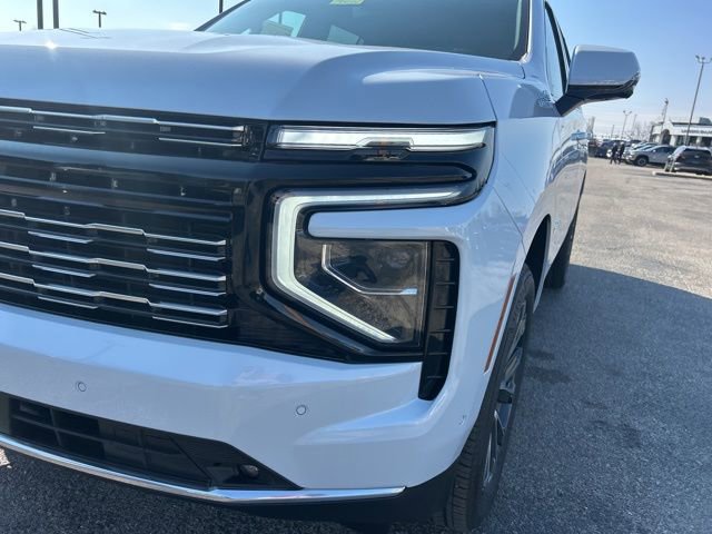 New 2026 Chevrolet Tahoe High Country AWD/4WD image 9