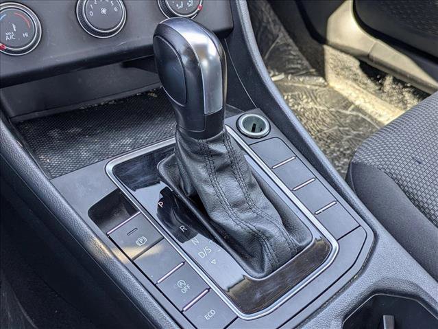 Used 2019 Volkswagen Jetta S w/ Driver Assistance Package image 12