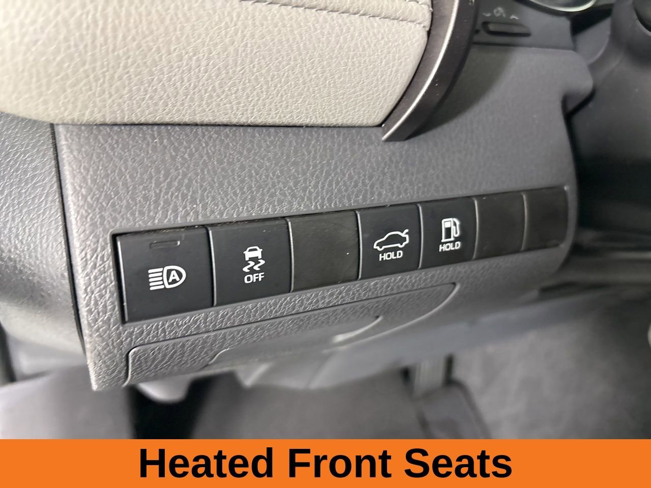 Used 2020 Toyota Camry XSE image 11