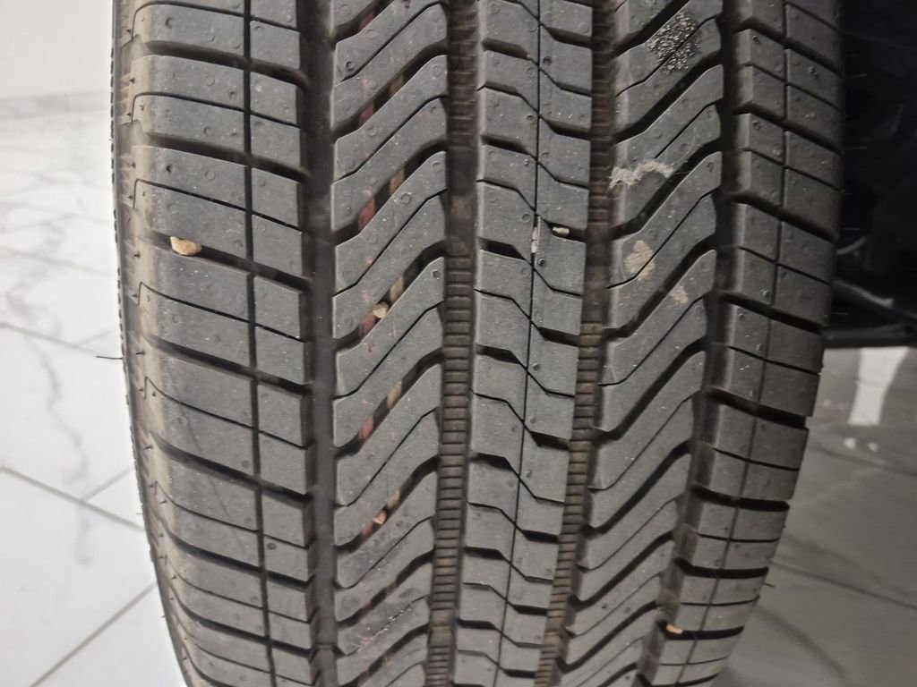 New 2026 GMC Sierra 1500 SLT image 37