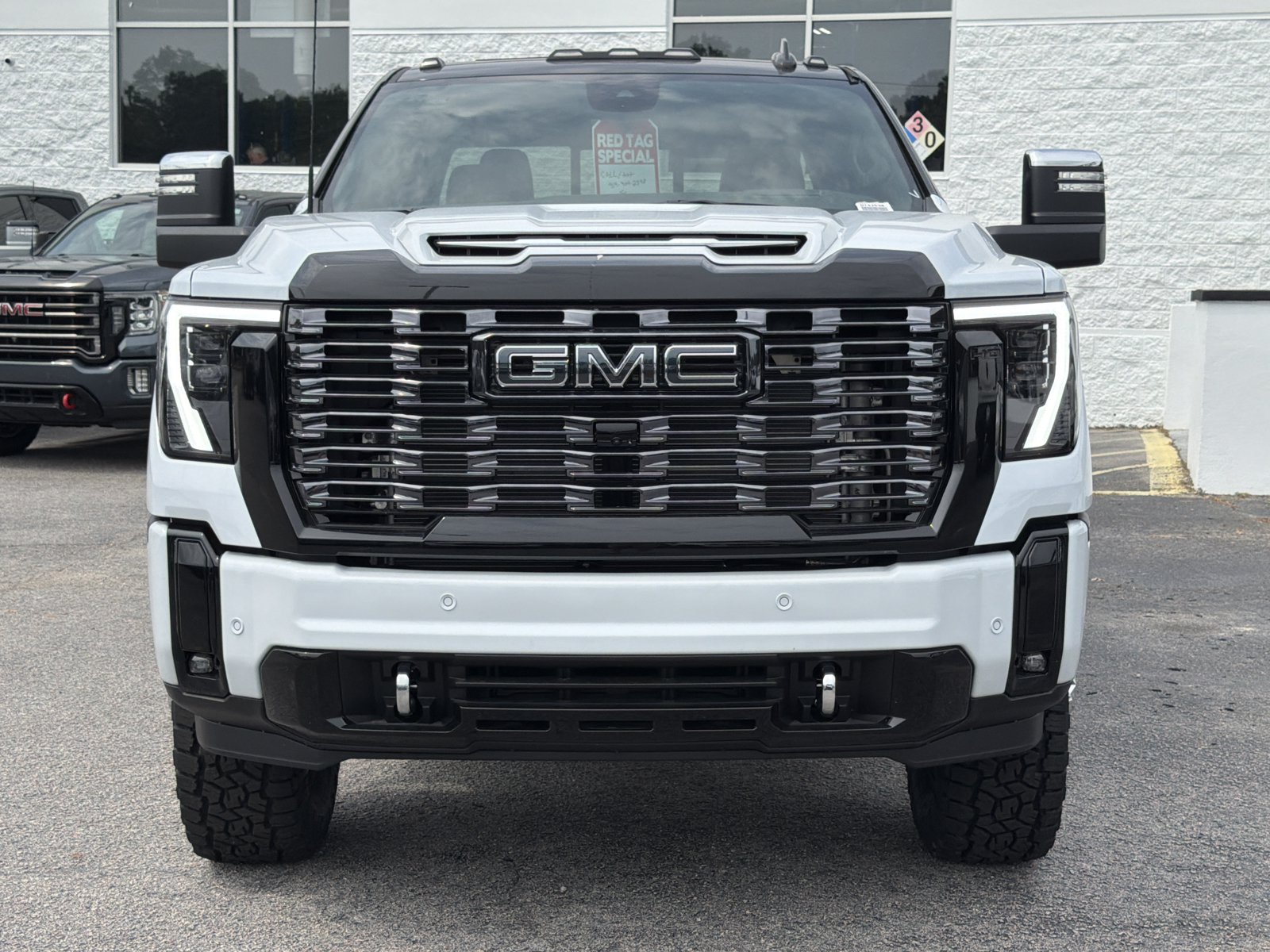 New 2026 GMC Sierra 3500 Denali Ultimate AWD/4WD image 6