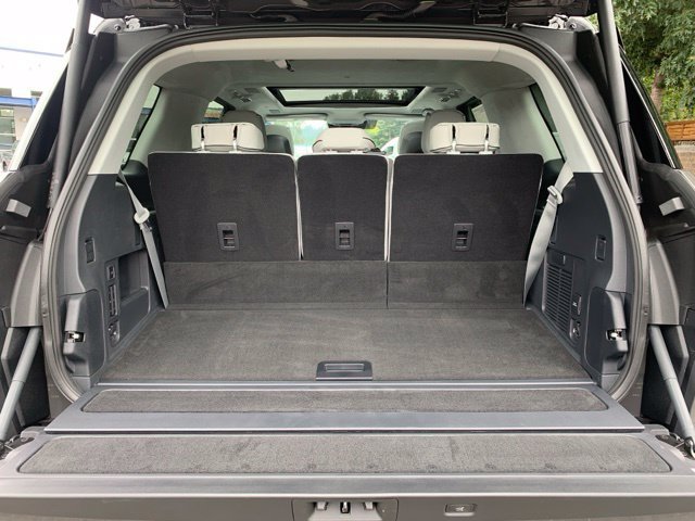 New 2027 Lincoln Navigator Black Label w/ Black Label Special Edition AWD/4WD image 5