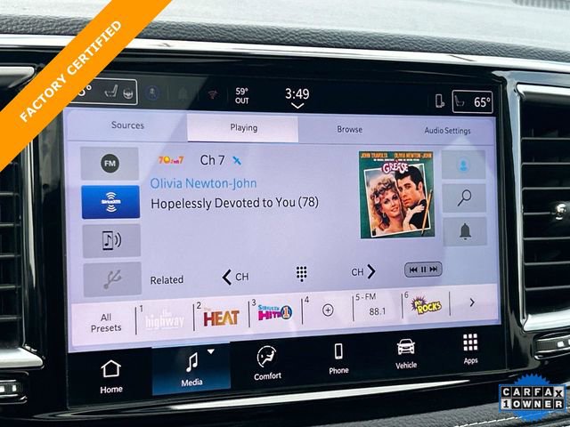 Used 2025 Chrysler Pacifica Premium FWD image 34