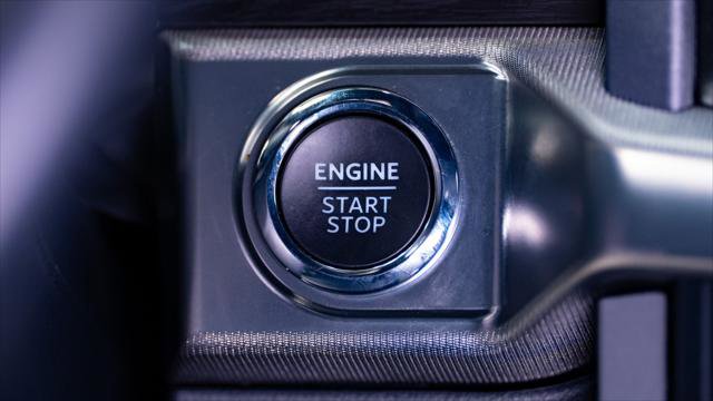 Used 2024 Ford F150 Lariat w/ FX4 Off-Road Package image 33