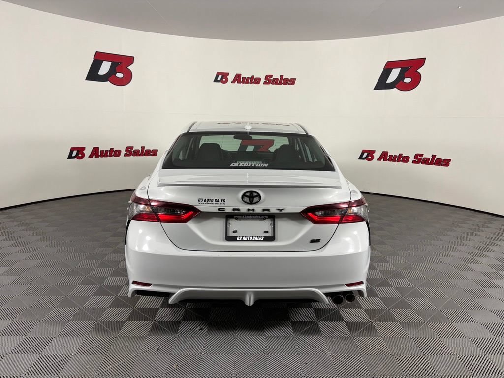 Used 2023 Toyota Camry SE FWD image 5