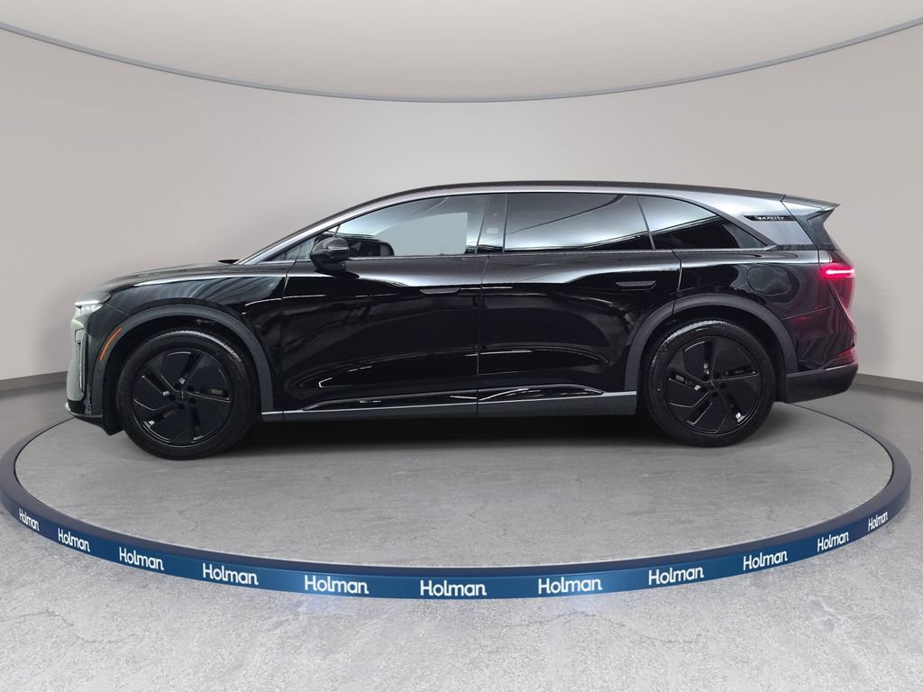 Used 2026 Lucid Gravity Grand Touring AWD/4WD image 9