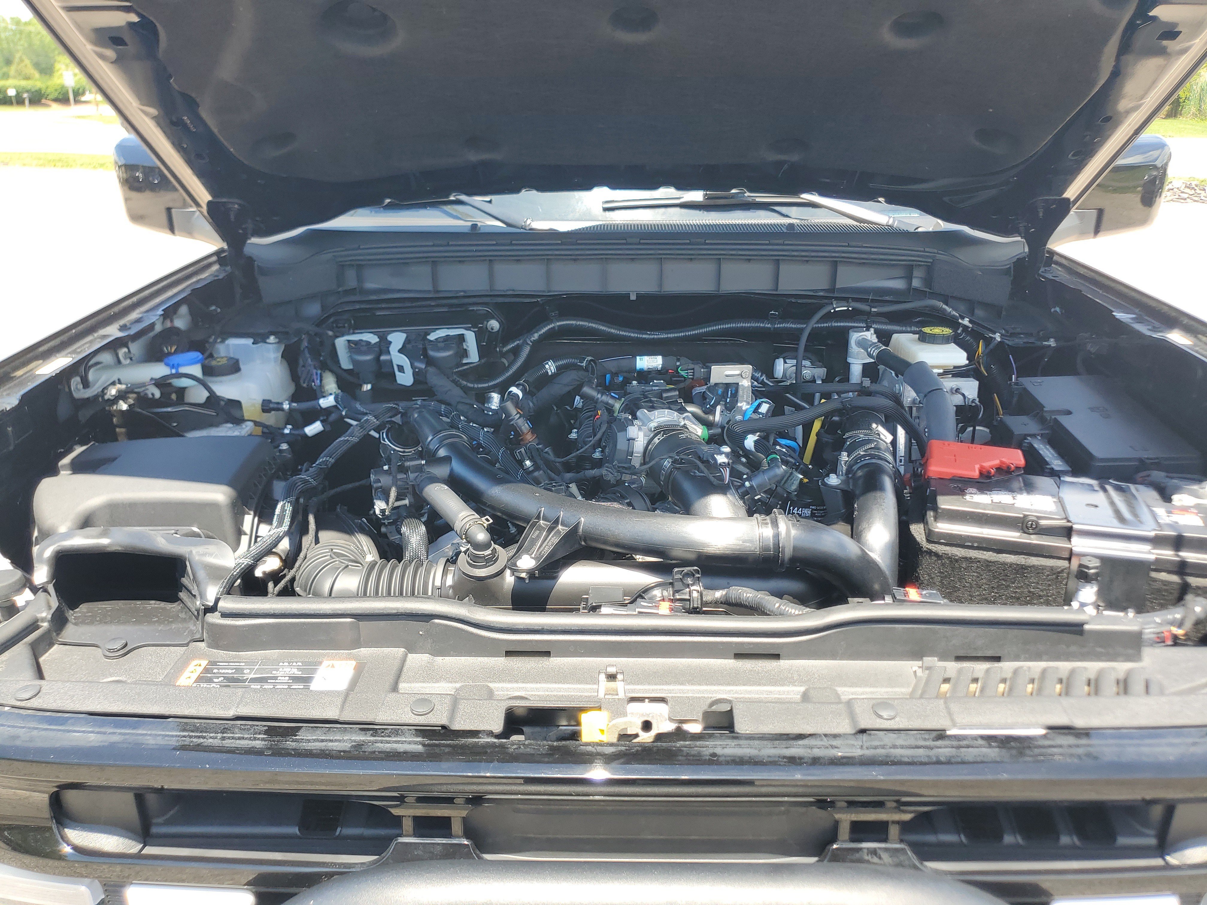 Used 2024 Ford Bronco Outer Banks w/ Sasquatch Package AWD/4WD image 8