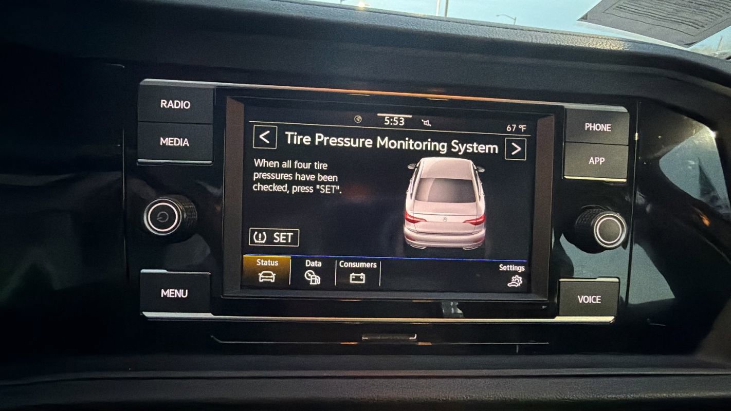 Used 2024 Volkswagen Jetta S image 22