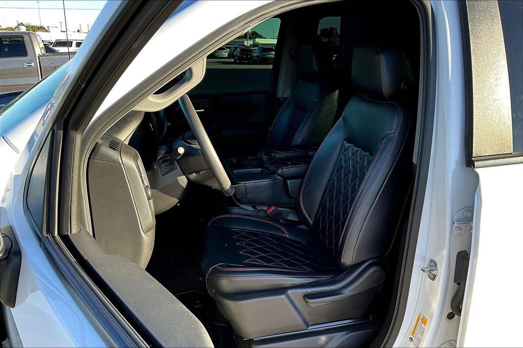 Used 2022 Chevrolet Silverado 1500 Custom image 30