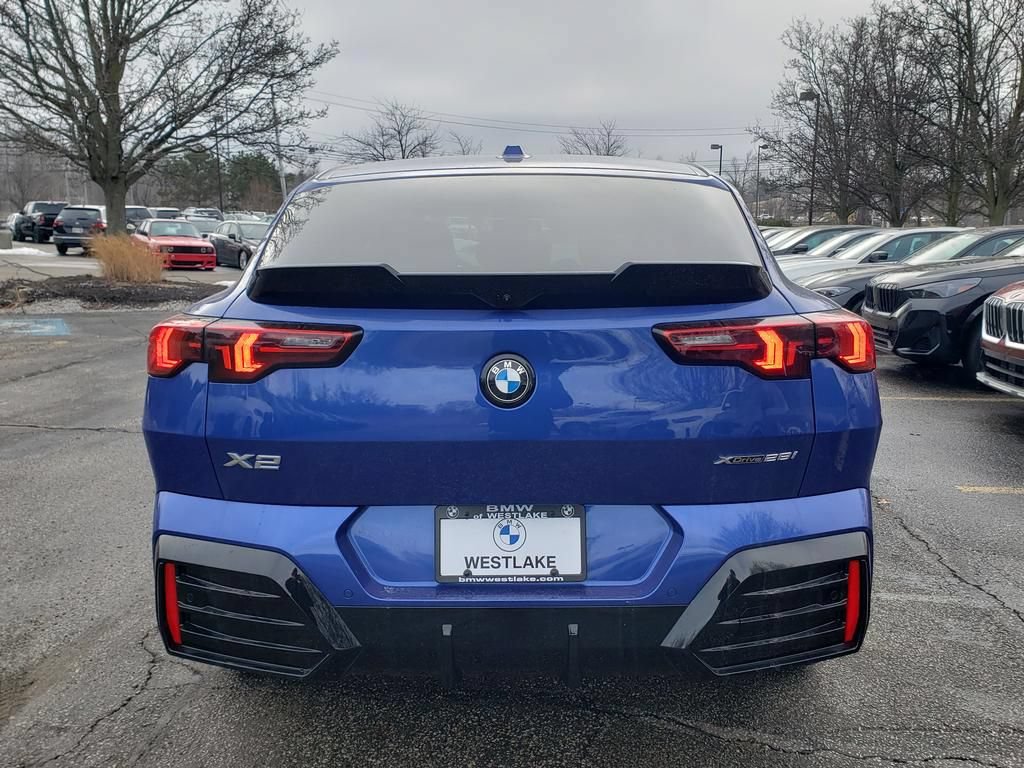 New 2026 BMW X2 xDrive28i w/ Technology Package AWD/4WD image 5