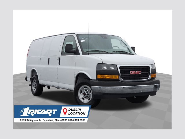 New 2026 GMC Savana 3500 w/ Driver Convenience Package RWD image 1