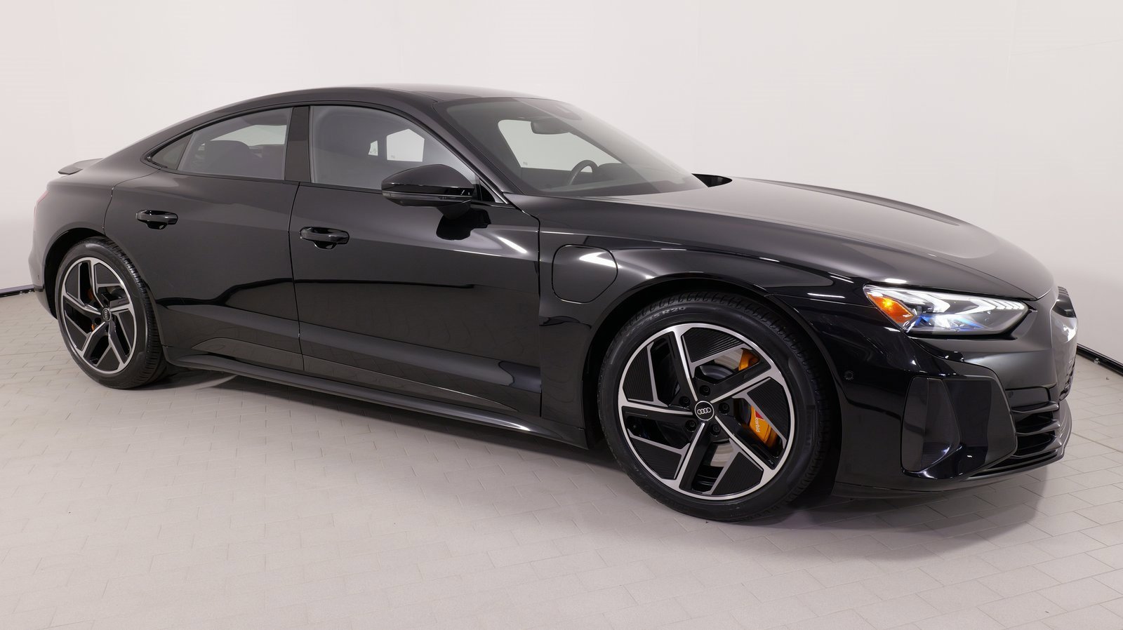 Used 2024 Audi RS e-tron GT w/ Carbon Performance Package image 8