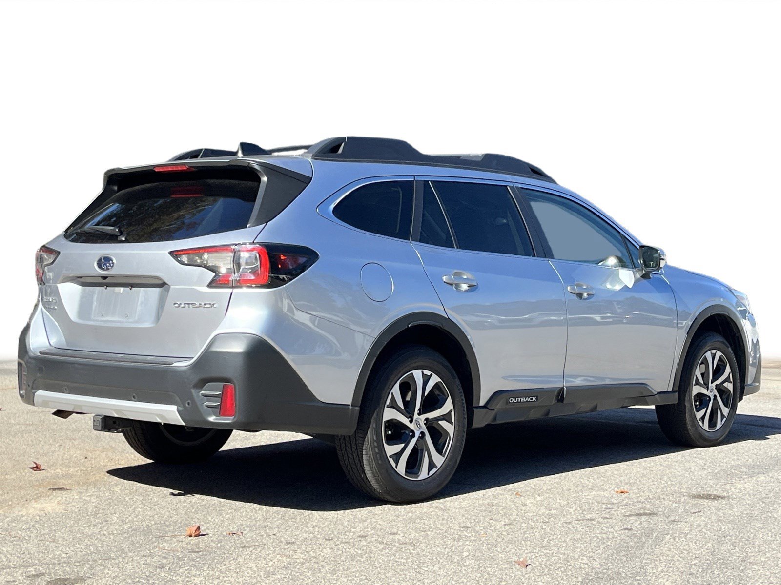 Used 2022 Subaru Outback Limited image 30