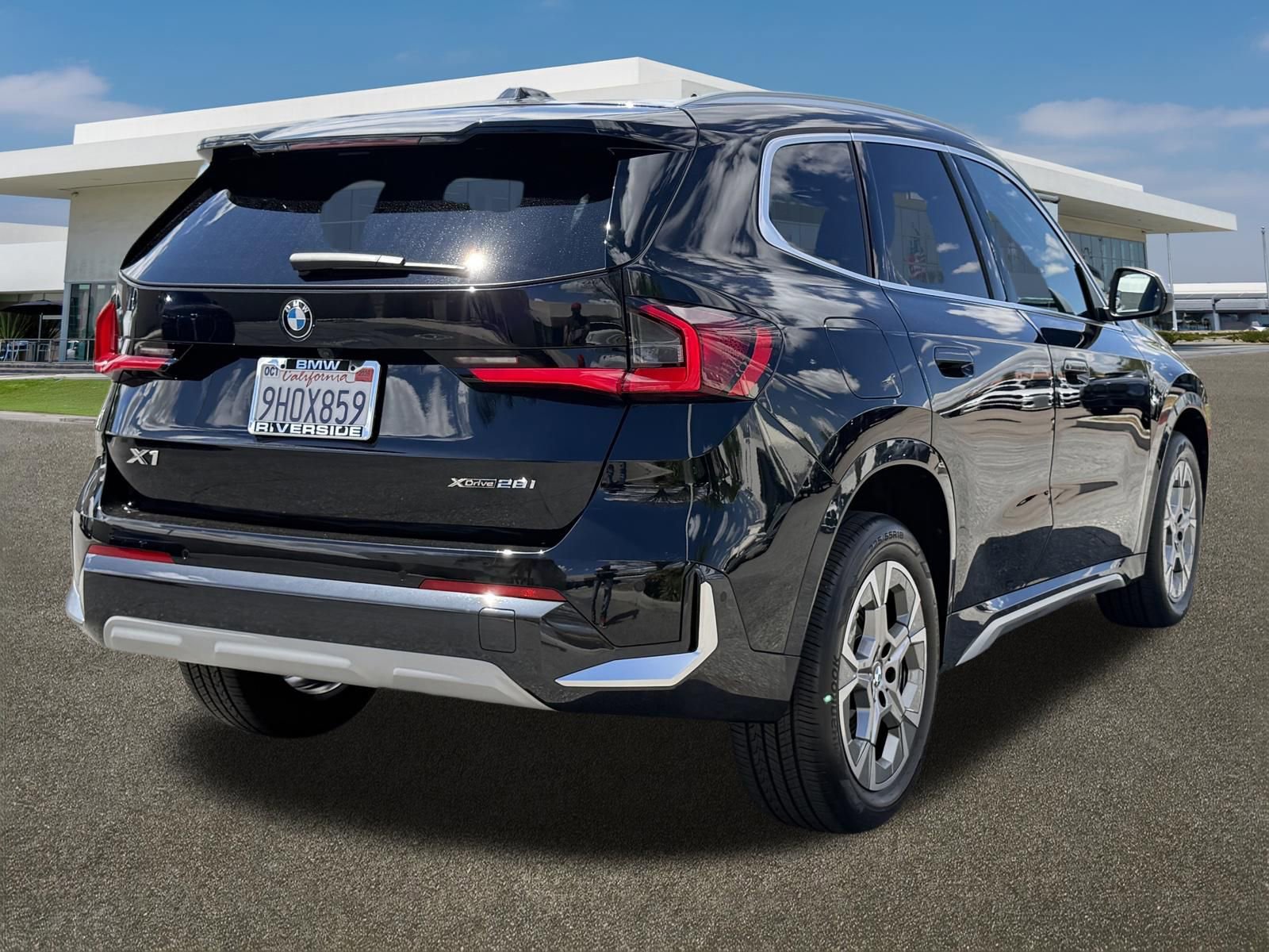 Certified 2023 BMW X1 xDrive28i w/ Convenience Package image 10