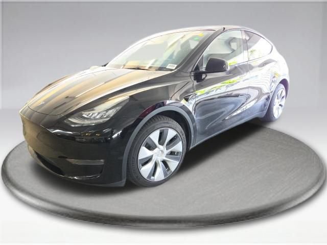 Used 2023 Tesla Model Y Long Range AWD/4WD image 11