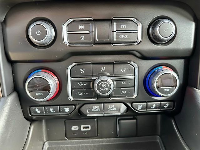 Used 2023 Chevrolet Tahoe High Country image 21