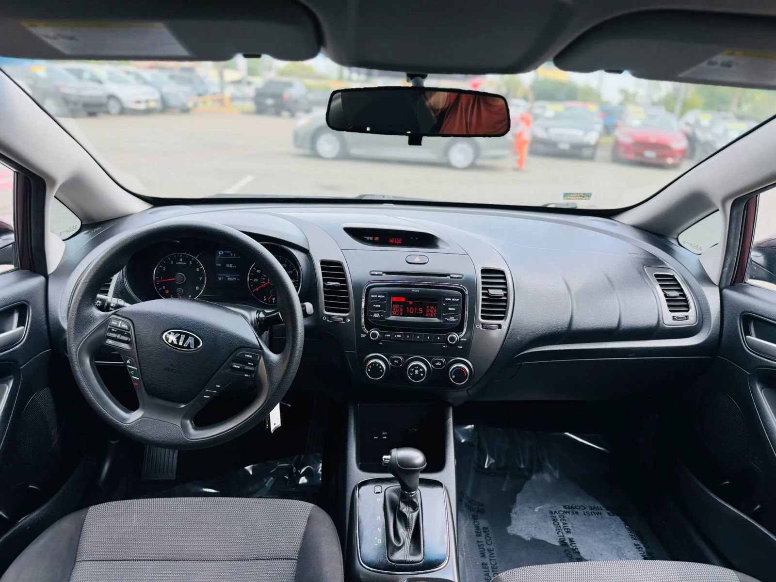 Used 2018 Kia Forte LX image 14