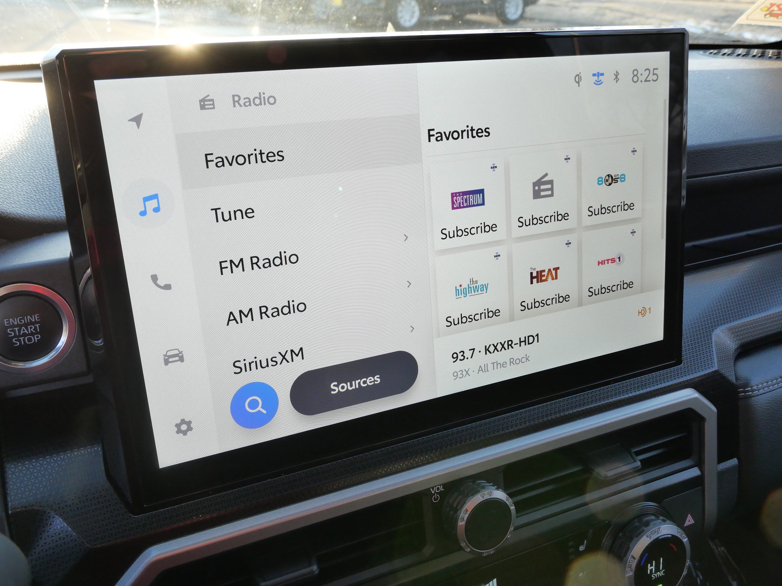 Used 2025 Toyota 4Runner Limited image 30