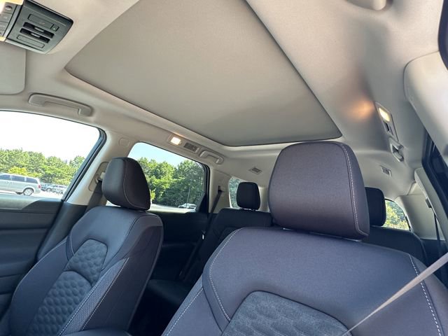 New 2026 Nissan Pathfinder SV AWD/4WD image 27
