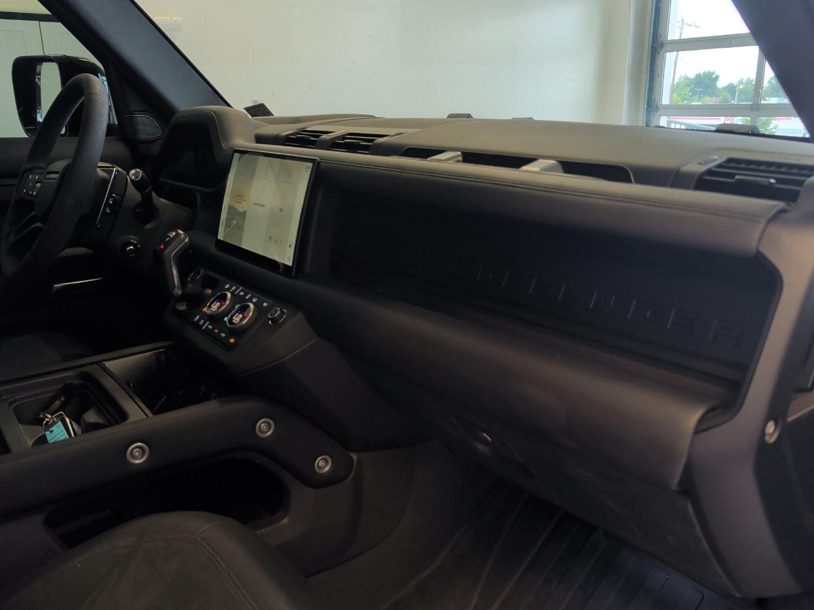 Used 2023 Land Rover Defender 110 Carpathian Edition AWD/4WD image 42