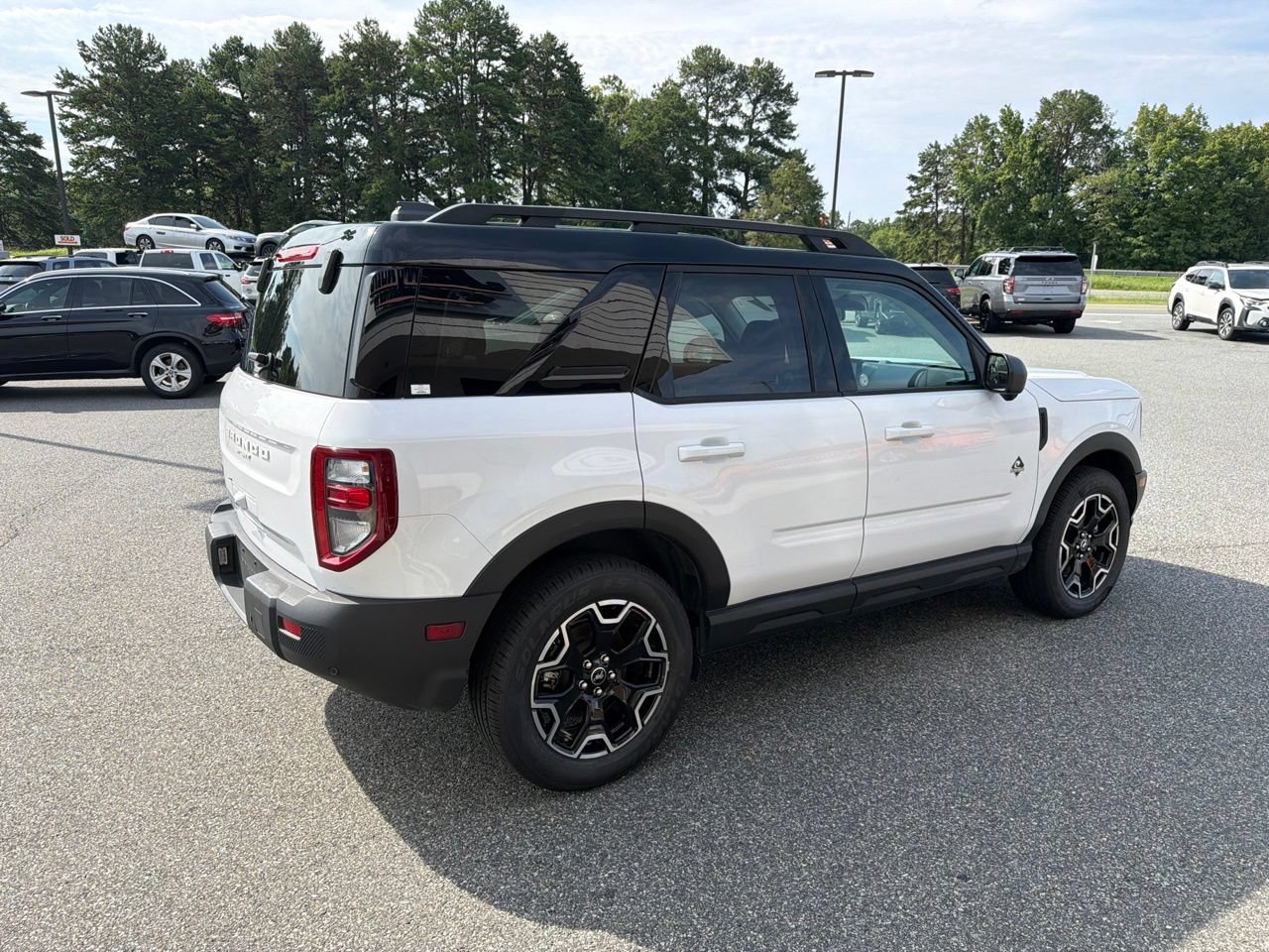Used 2025 Ford Bronco Sport Outer Banks w/ Outer Banks Tech Package+ AWD/4WD image 10