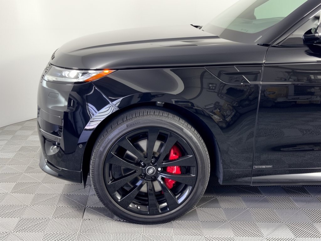 Used 2025 Land Rover Range Rover Sport Autobiography AWD/4WD image 13