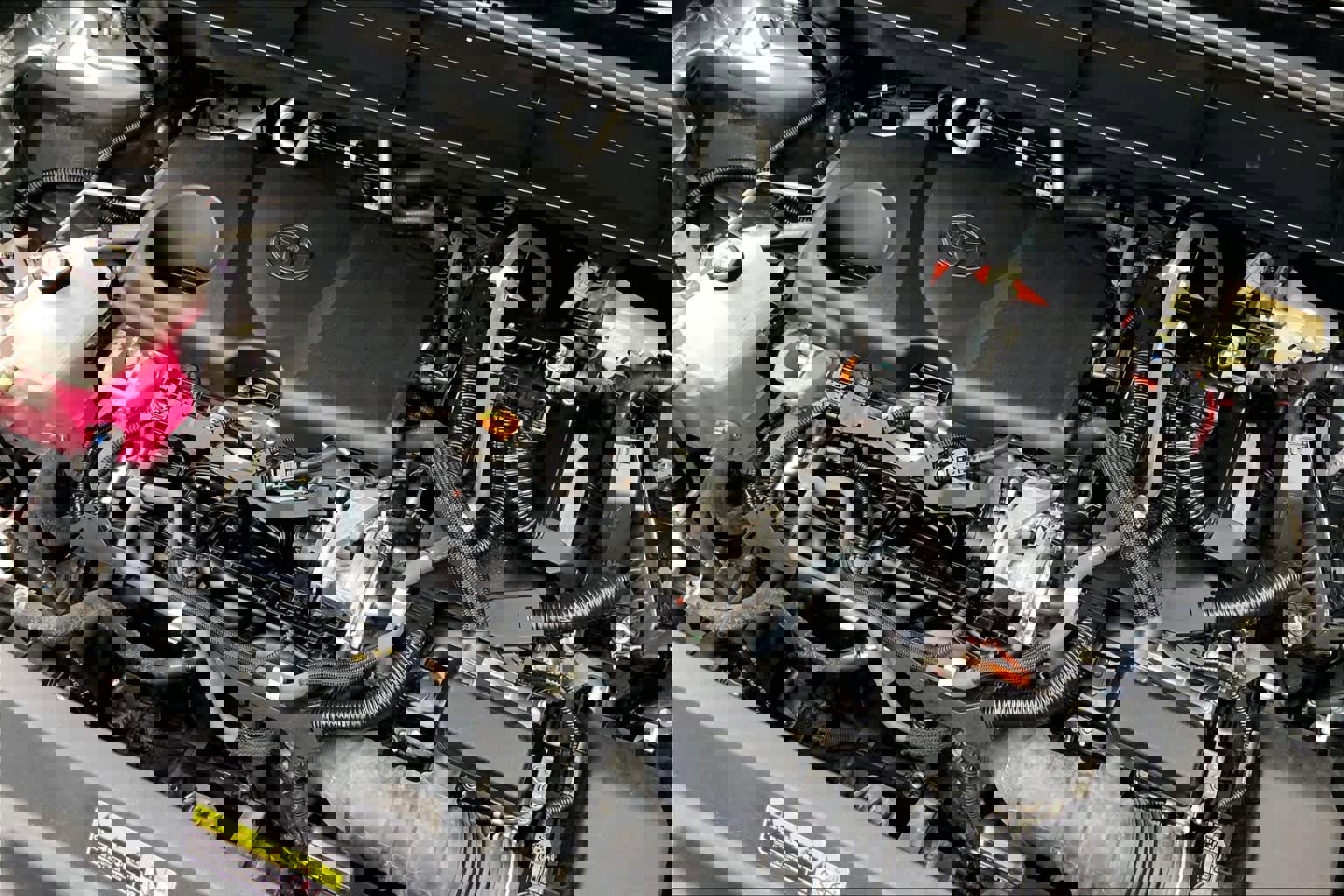 Used 2021 Toyota Highlander XLE image 33