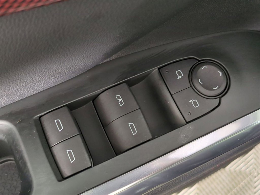 Used 2025 Chevrolet Traverse Z71 w/ Driver Confidence Package image 24