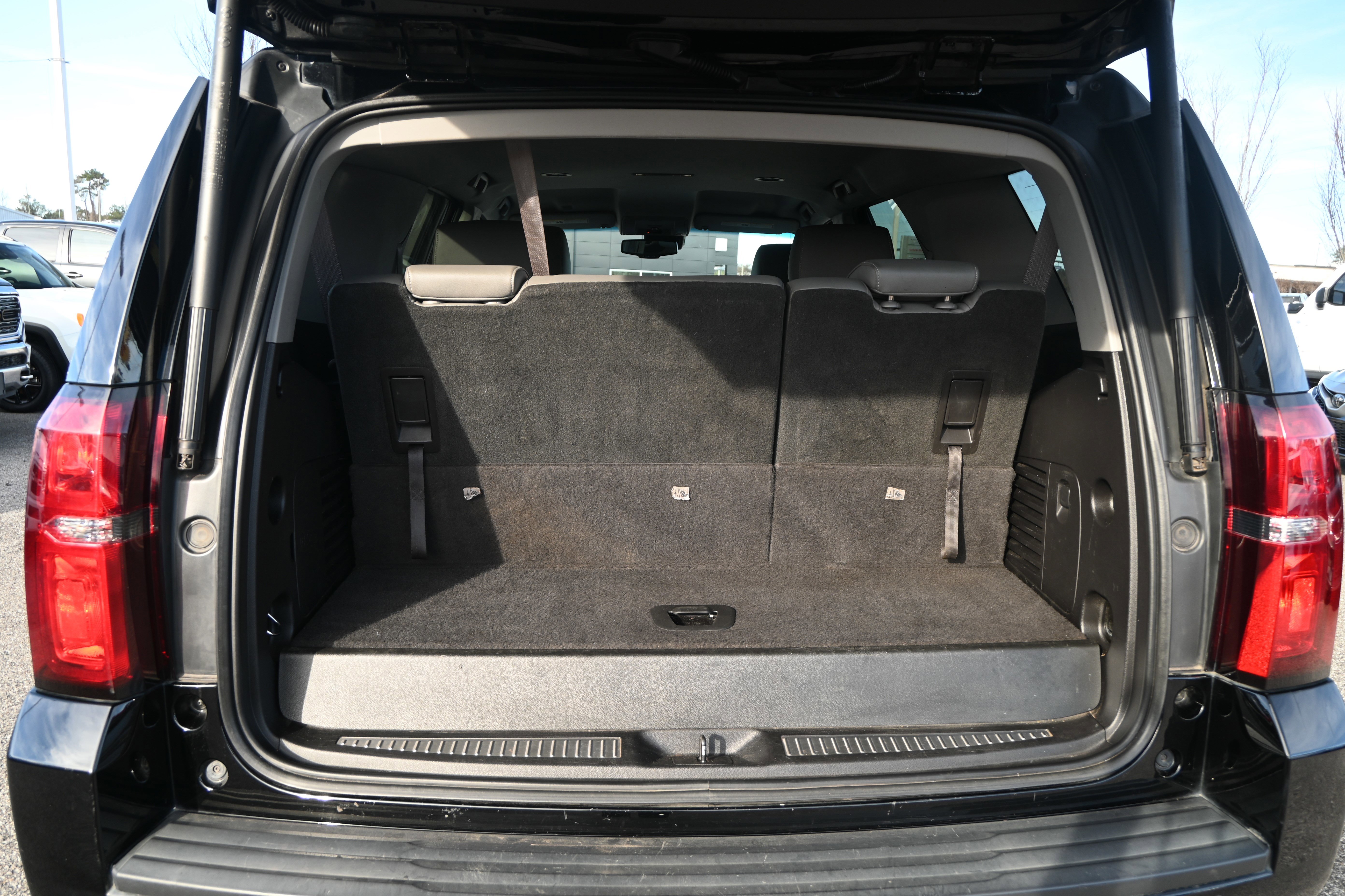 Used 2016 Chevrolet Tahoe LT image 13