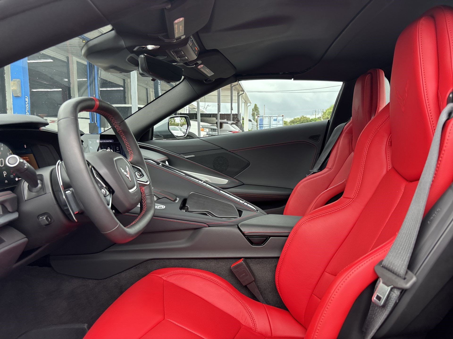 Used 2024 Chevrolet Corvette Stingray Convertible w/ 1LT RWD image 13