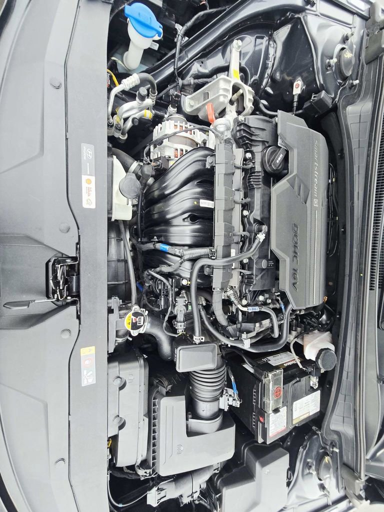 Used 2023 Hyundai Elantra SEL w/ Convenience Package image 17