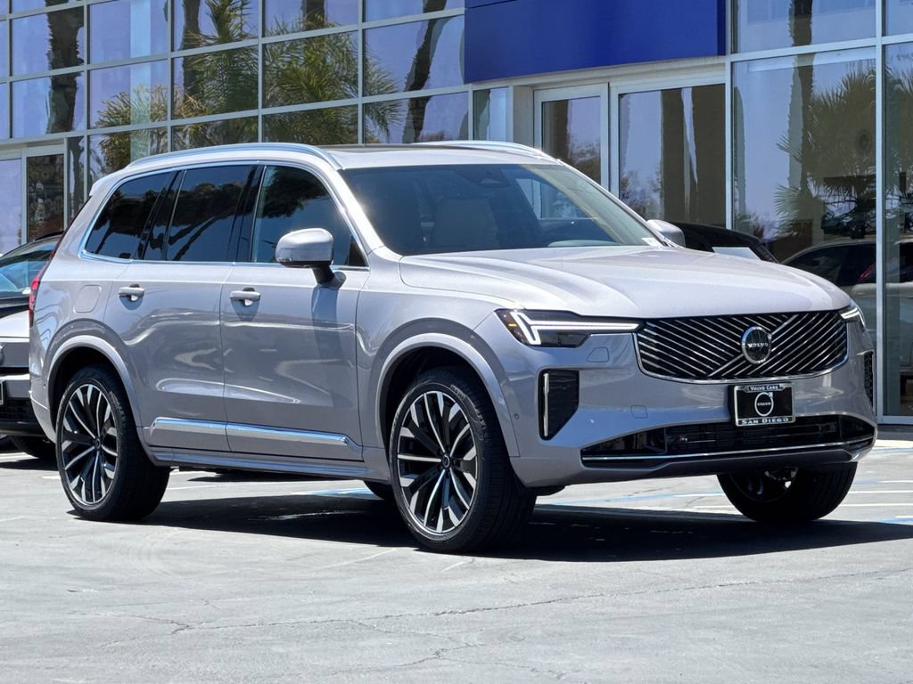 New 2026 Volvo XC90 B5 Plus AWD/4WD image 7