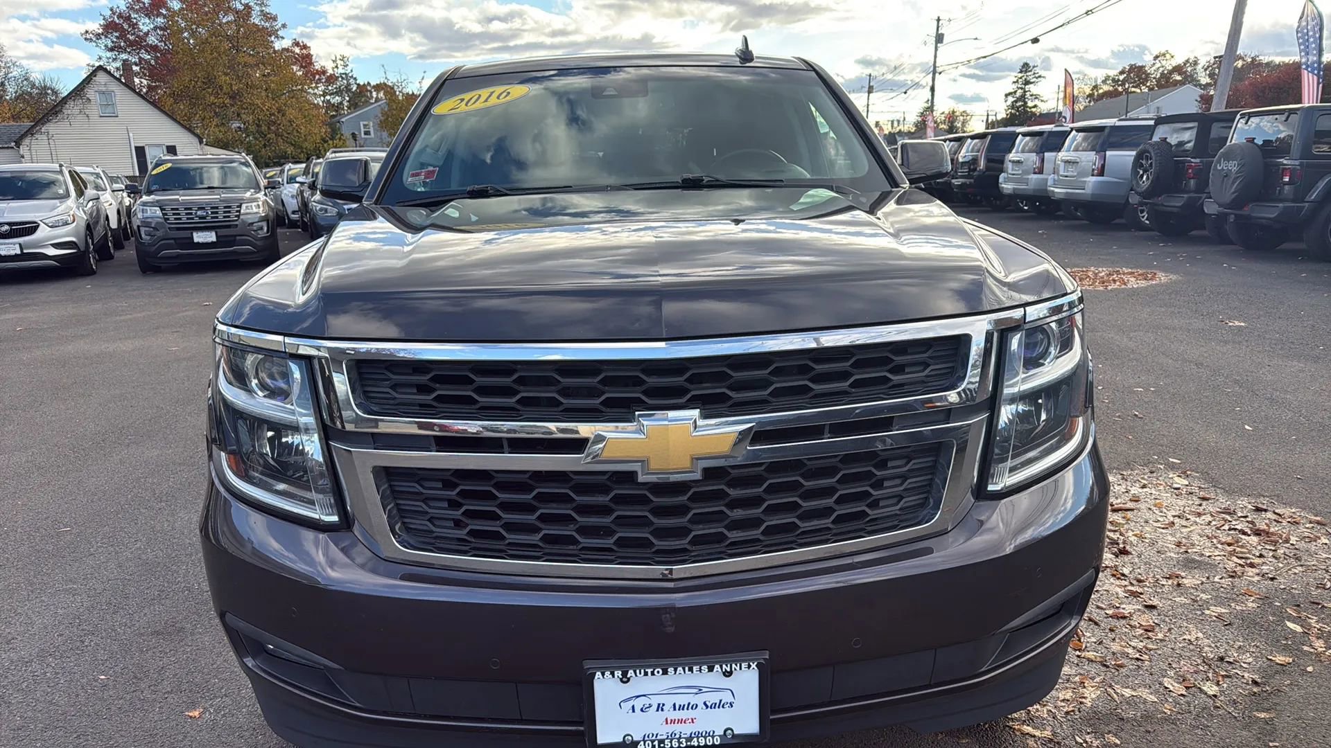 Used 2016 Chevrolet Tahoe LT image 2
