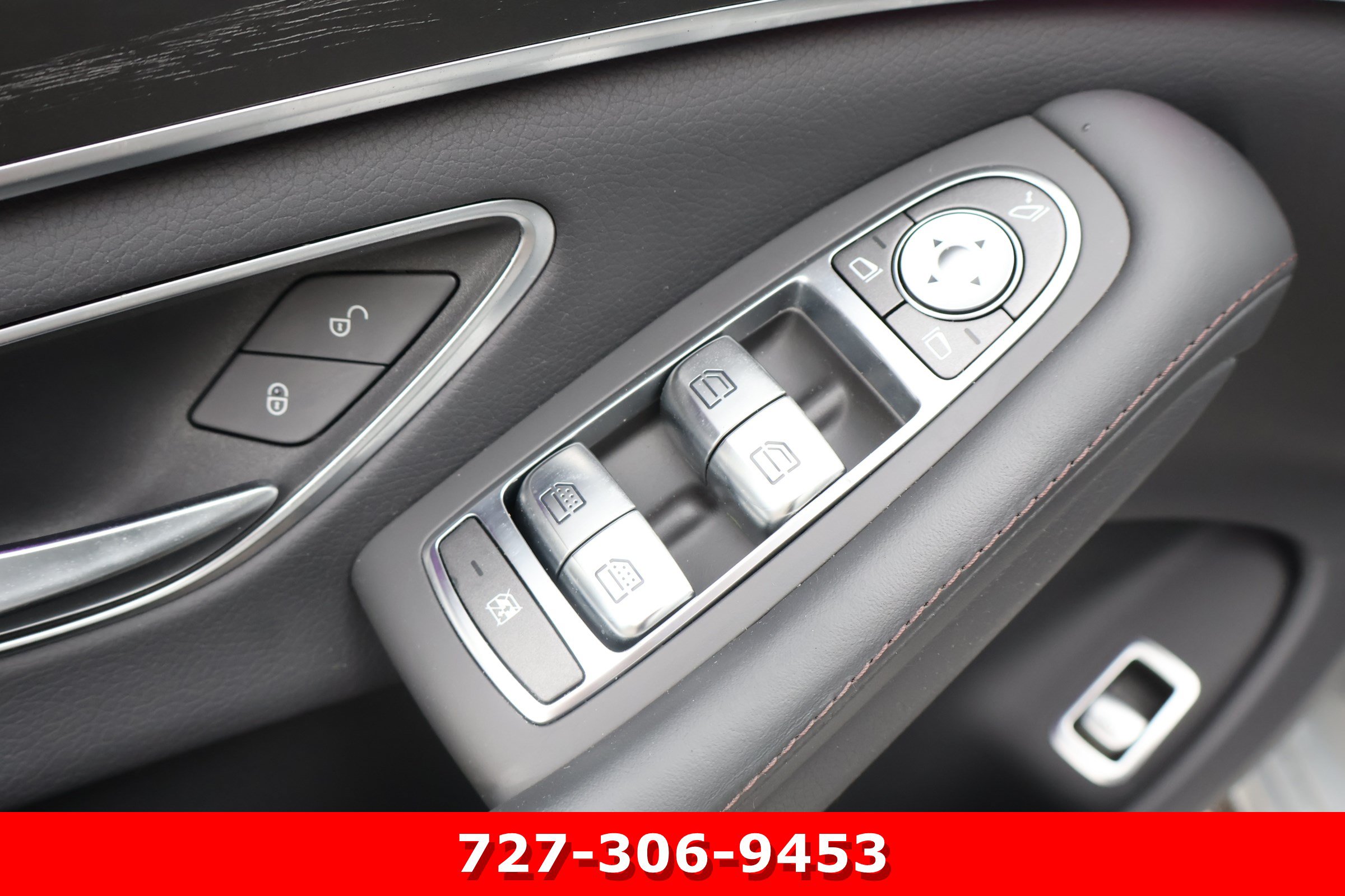 Used 2020 Mercedes-Benz S 560 4MATIC Sedan image 18