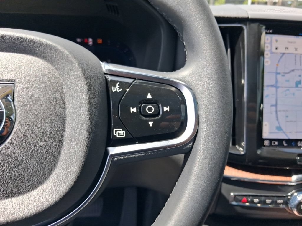 Used 2024 Volvo XC60 B5 Plus w/ Protection Package Premier AWD/4WD image 20