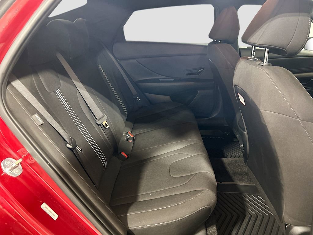 Used 2025 Hyundai Elantra Sport FWD image 22