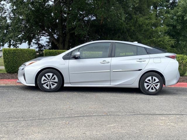 Used 2018 Toyota Prius Four w/ Advanced Technology Package FWD image 8