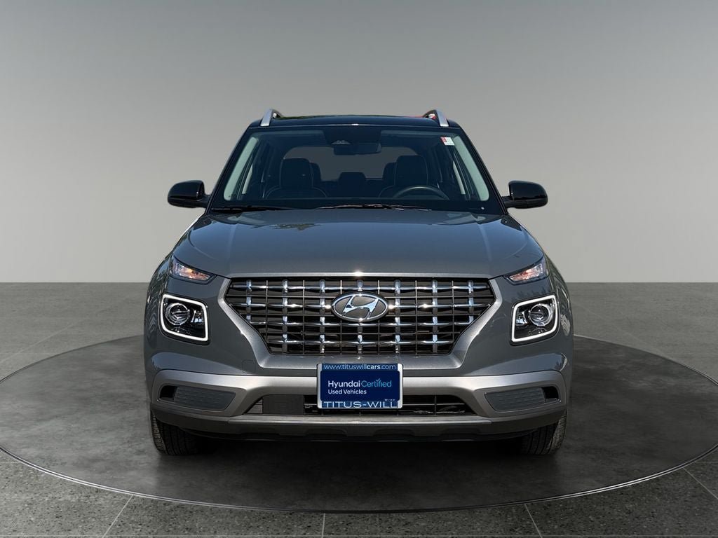 Certified 2025 Hyundai Venue Limited FWD image 2
