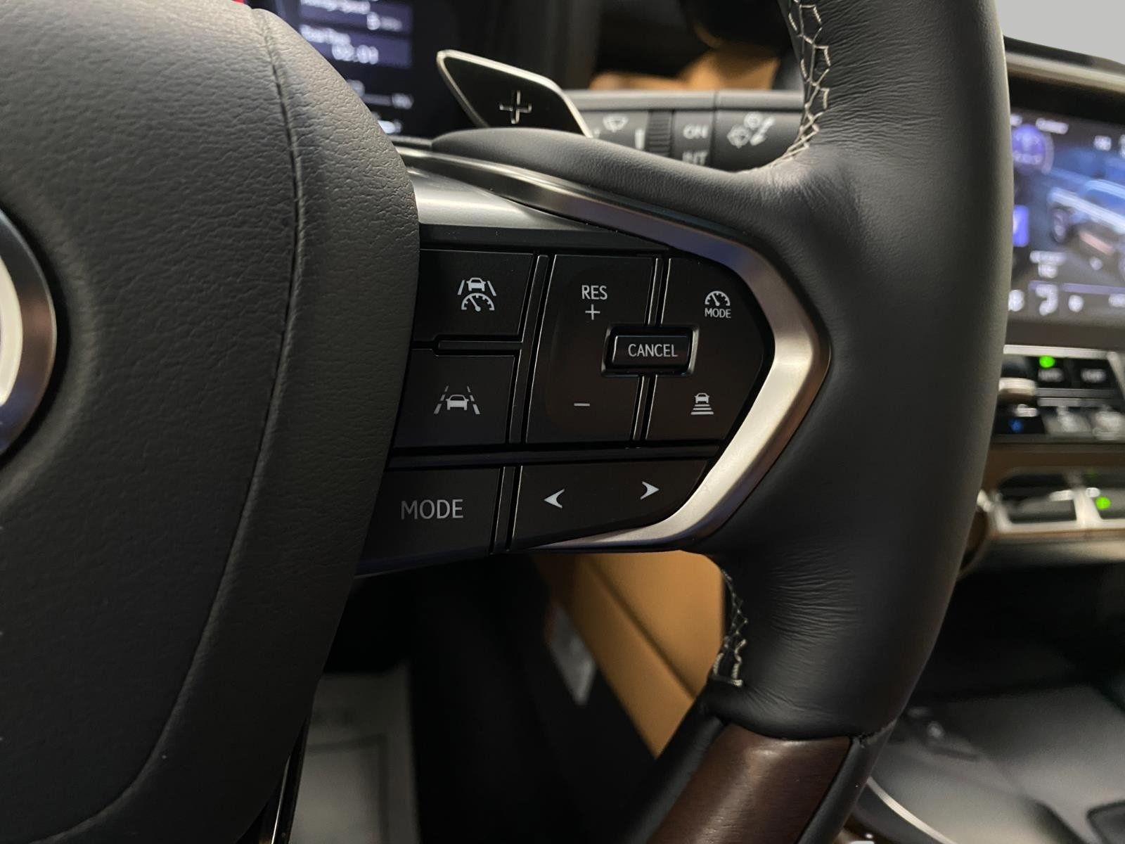 New 2026 Lexus LX 700h Luxury w/ Appearance Package AWD/4WD image 17